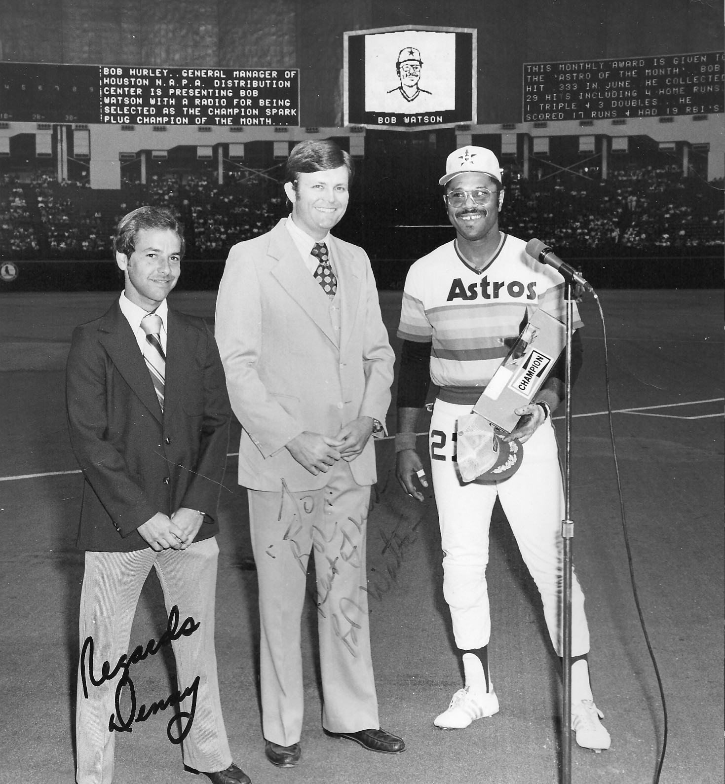 Photo from Robert L. Hurley's original website collection